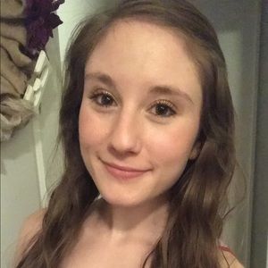 Meet your Posher, Leah